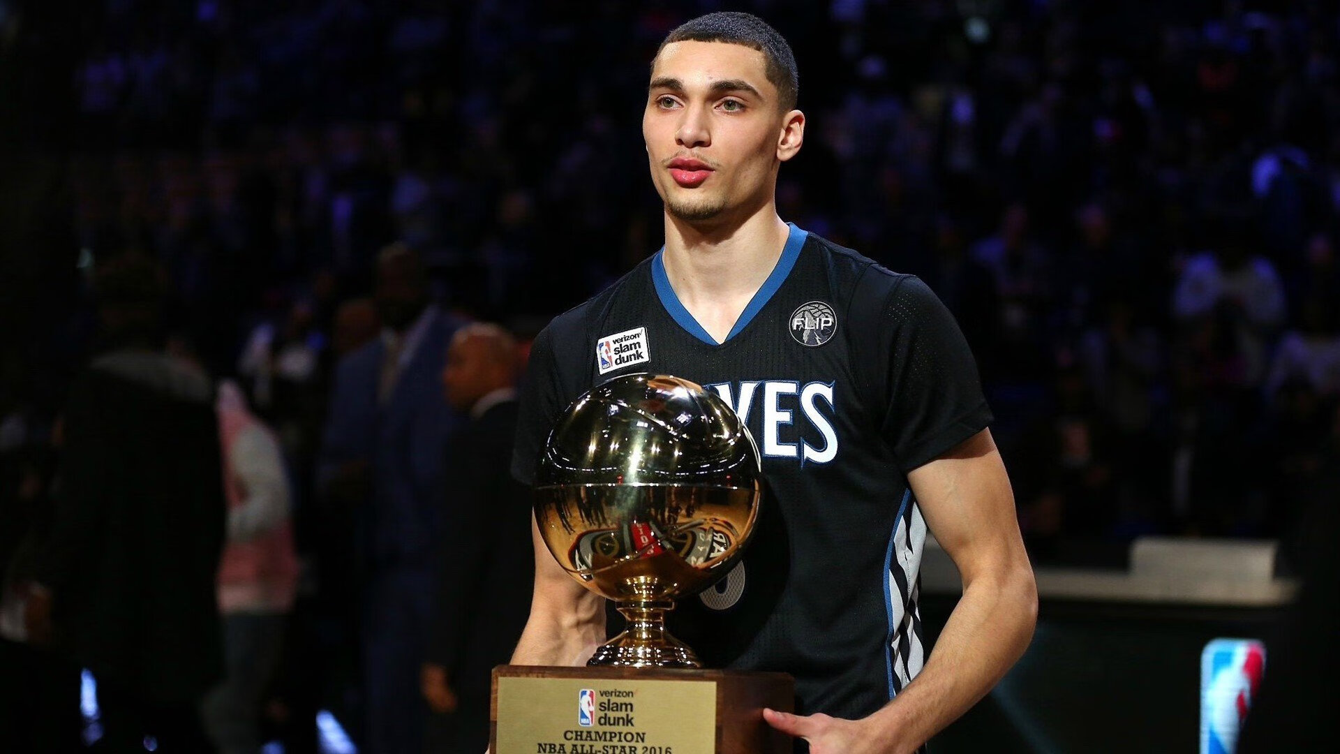 开云体育官方网站登陆-【粉丝制作内容】最佳剪辑和互动视频合集，粉丝视角